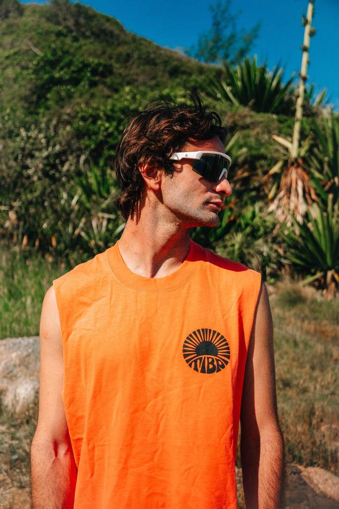 REMERA SIN MANGA RELAXED - LEVANT