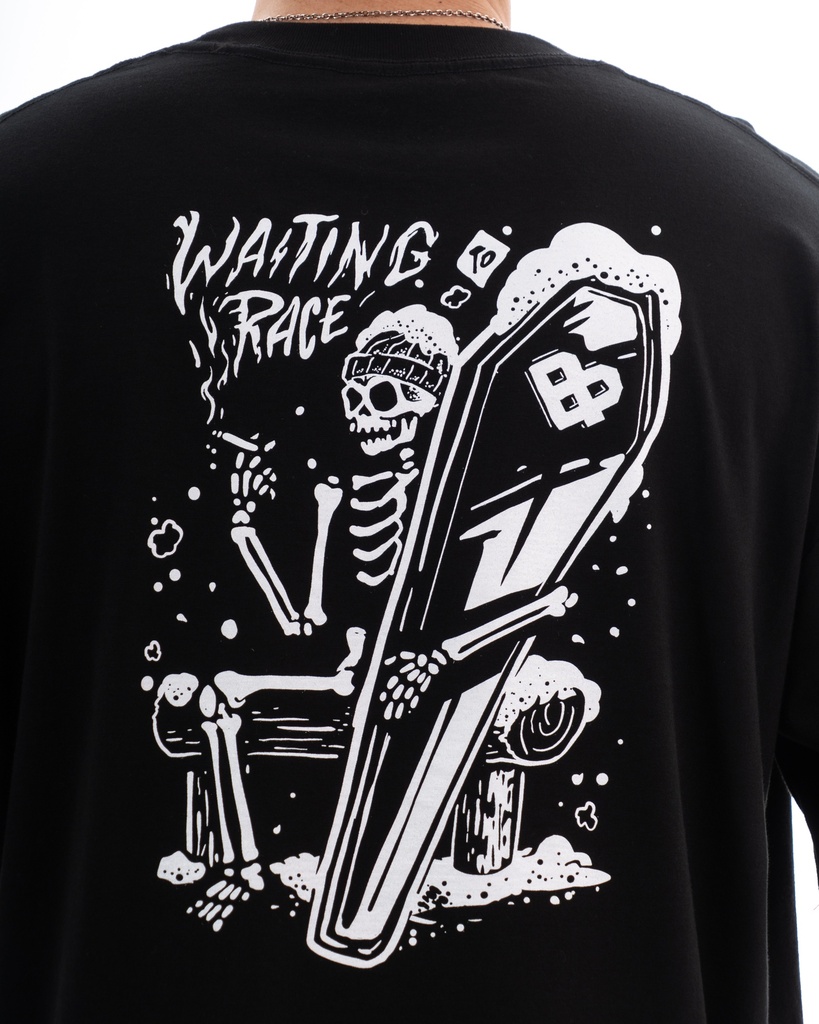 REMERA MANGA CORTA RELAXED FIT - WAITING RACE