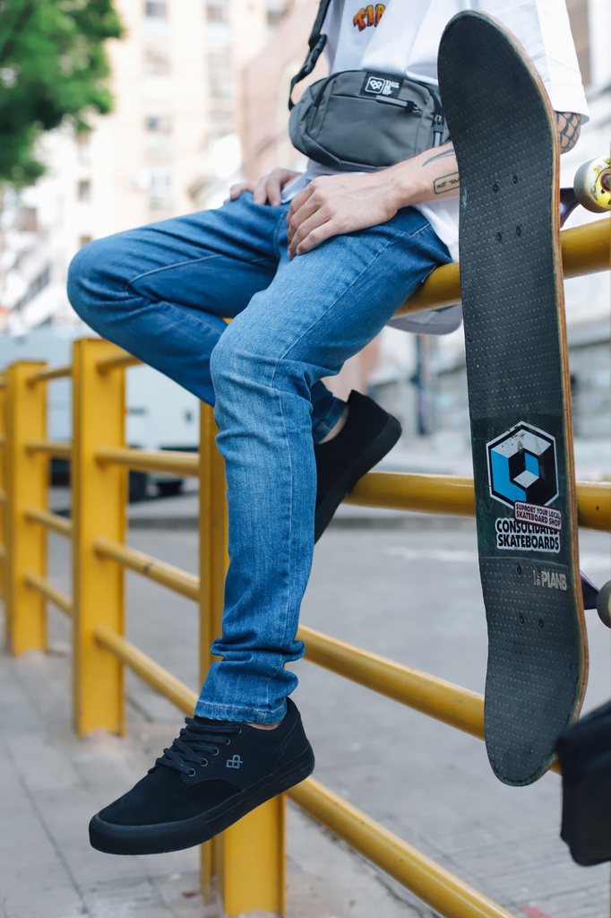 PANTALON DENIM - MINERO