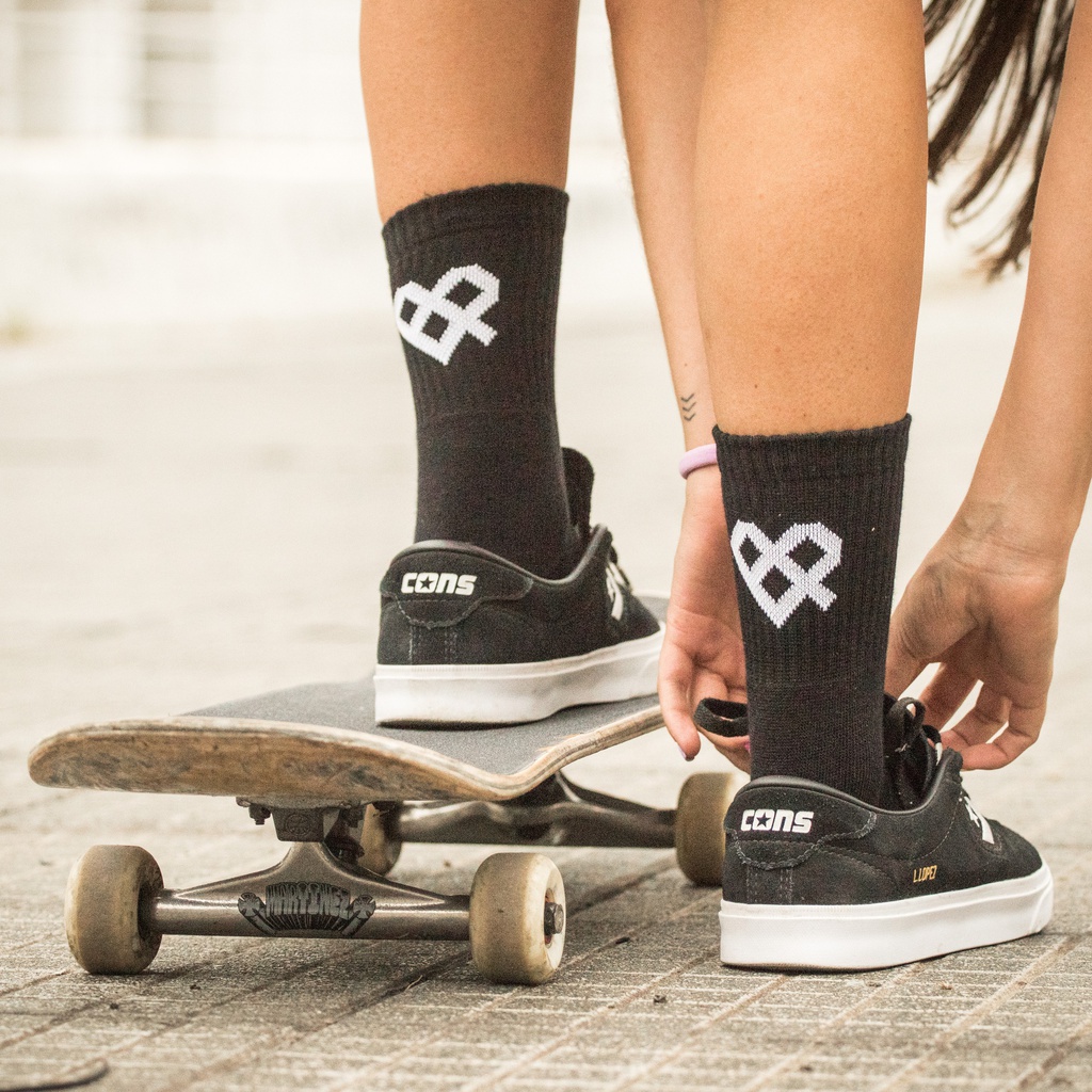 Free Product - MEDIAS - CORTA