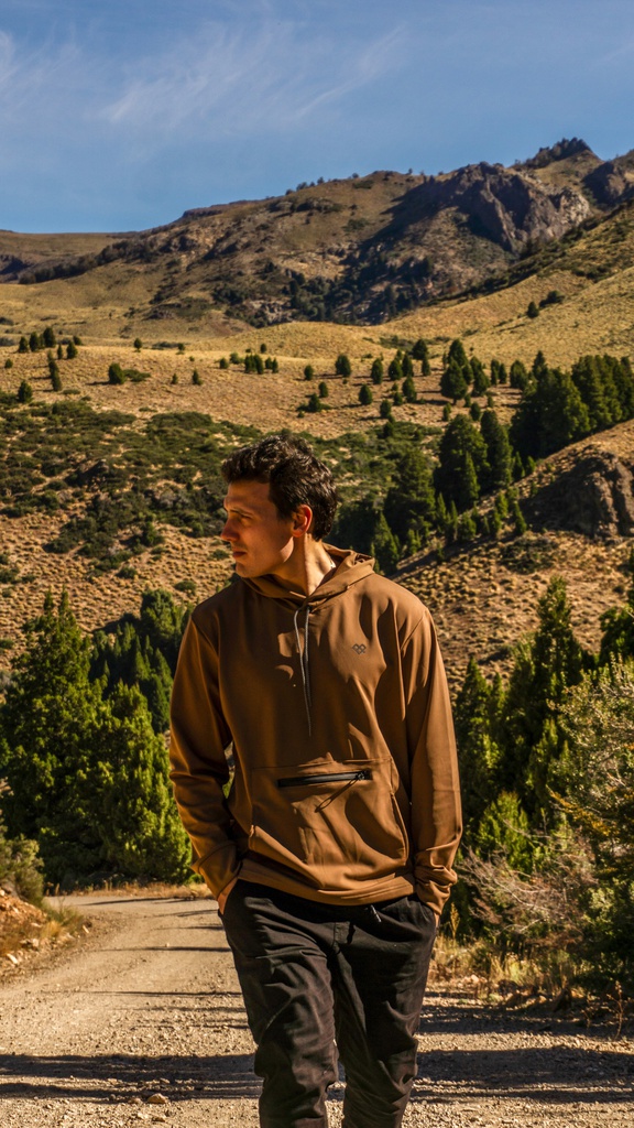 BUZO CANGURO DEPORTIVO - NOGAL