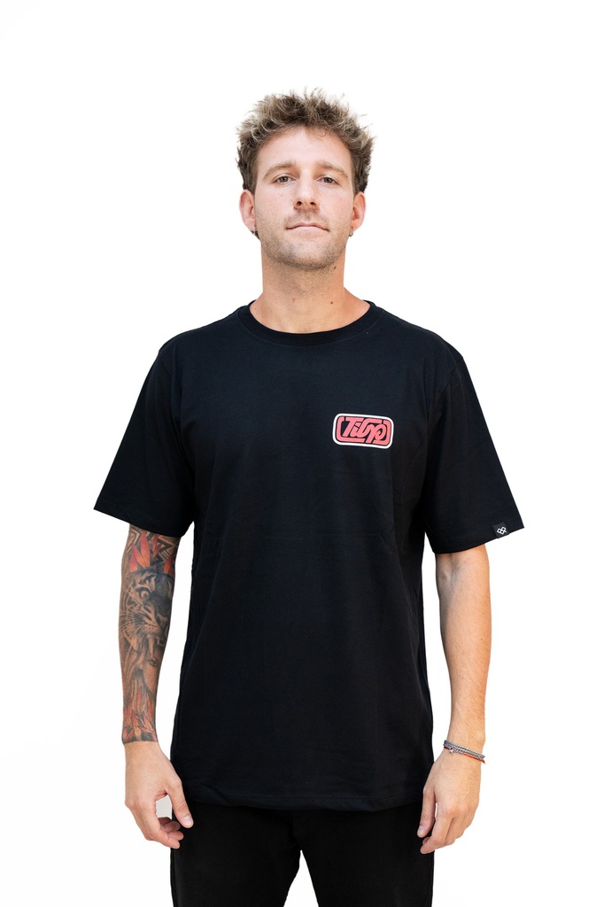 REMERA MC - BLACK INSTI