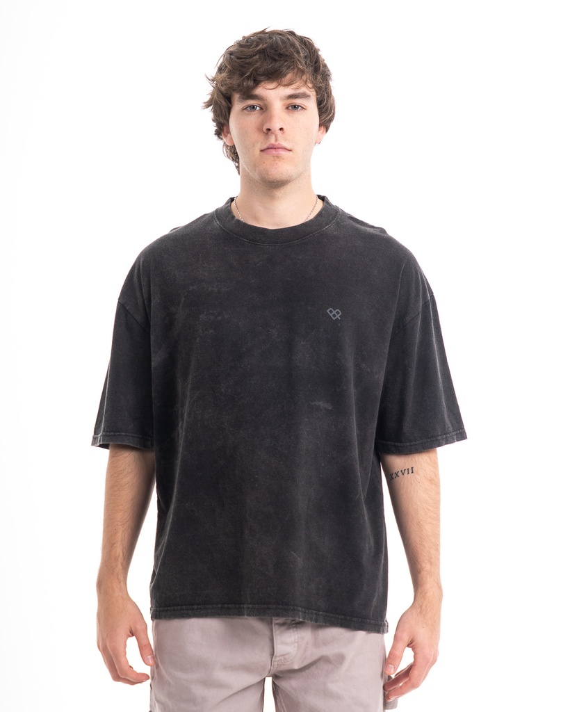 REMERA LOOSE - BLACK ISO WHASED