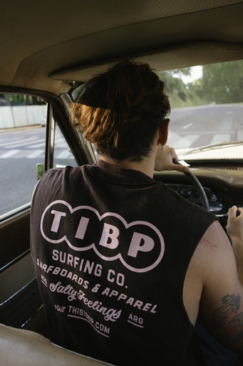 [032215013] REMERA SIN MANGA RELAXED FIT - APPAREL BLACK